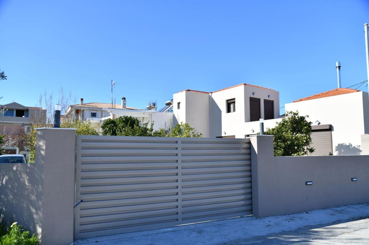 יאליסוס Iskas Apartments מראה חיצוני תמונה