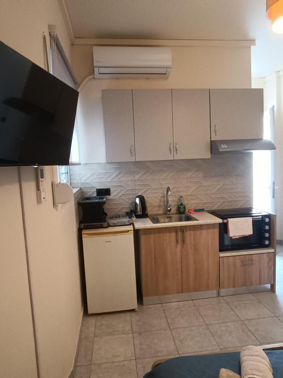 יאליסוס Iskas Apartments מראה חיצוני תמונה