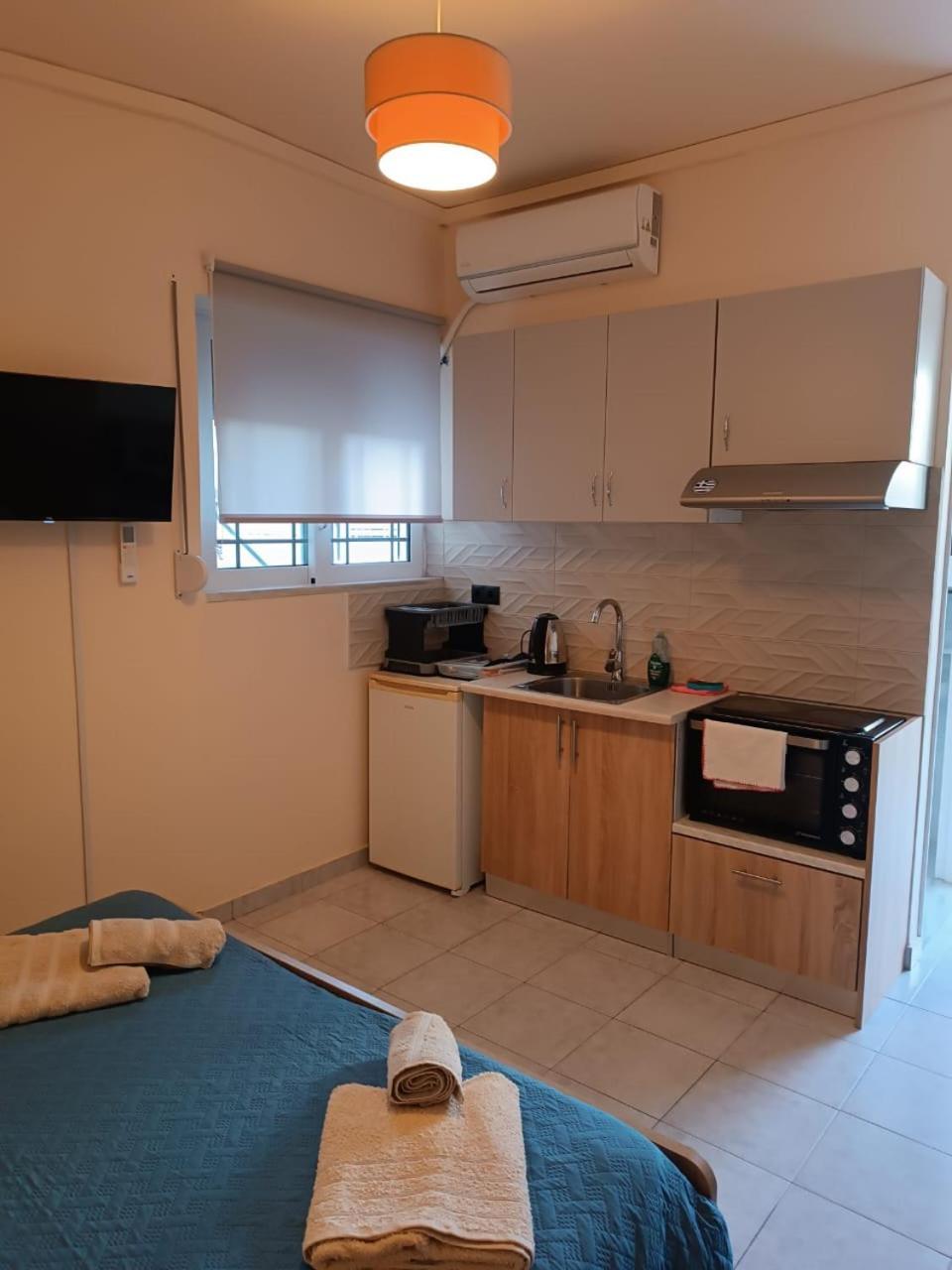 יאליסוס Iskas Apartments מראה חיצוני תמונה